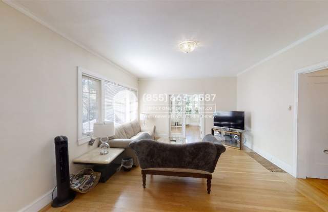 5728 Moraga Avenue Unit A Gallery 4
