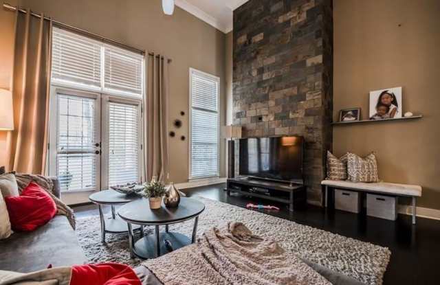 255 Southerland Terrace NE Gallery 2