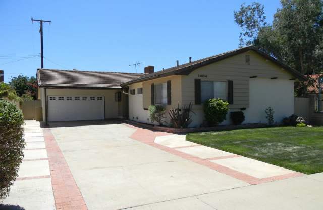 1404 E Sycamore Ave - AVAILABLE 6/1/2026 photos photos 1404 E Sycamore Ave - AVAILABLE 6/1/2026 photos photos