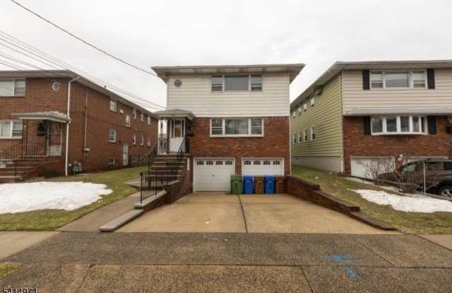 318 Kennedy Dr photos photos