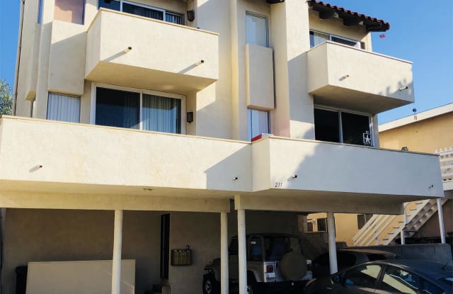 211 Calle Seville - A - 211 S Calle Seville, San Clemente, CA 92672