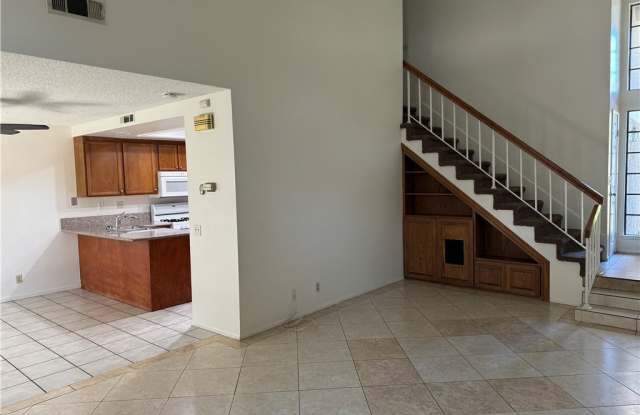1923 Cobblefield Way Gallery 3