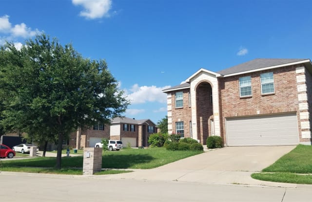 5901 Lost Pony Dr - 5901 Lost Pony Drive, Denton, TX 76210