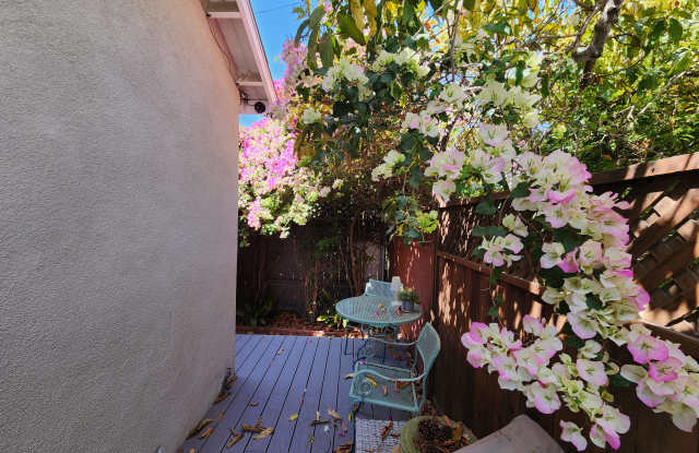 2053 West 31st Street photos photos