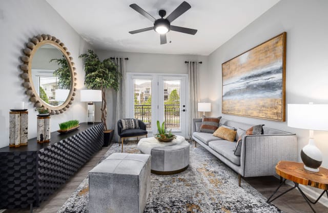 River Oaks Landing Gallery 4