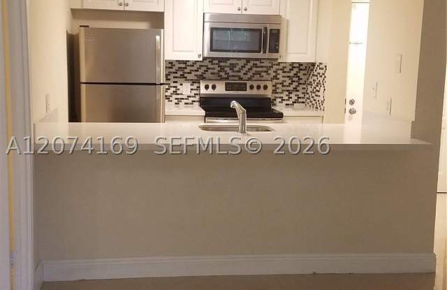 8100 Geneva Ct Gallery 3