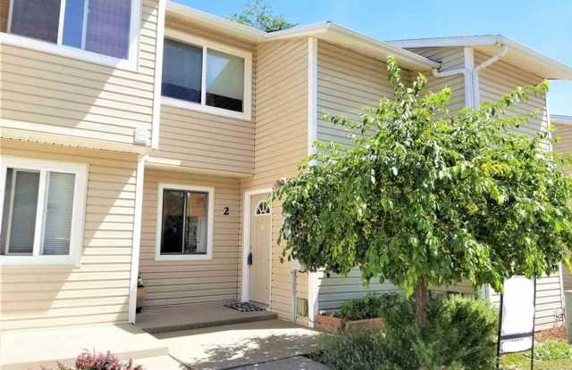 2 Bed 1.5 Bath Townhome! photos photos