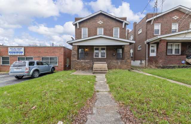 2714 Hampton Avenue - 1 photos photos