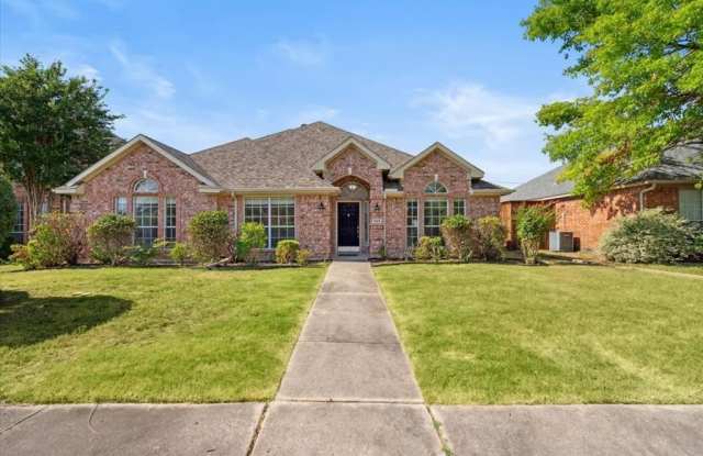 1305 Red Maple Drive - 1305 Red Maple Drive, Carrollton, TX 75007