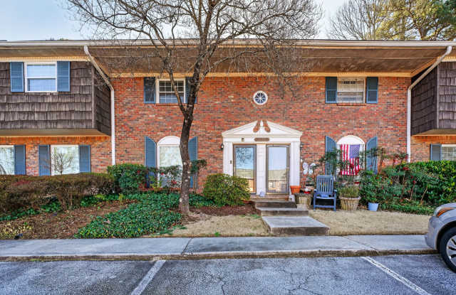 3555 Old Chamblee Tucker Road Unit D photos photos