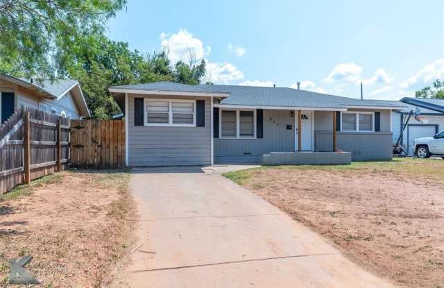 833 Westview Drive photos photos