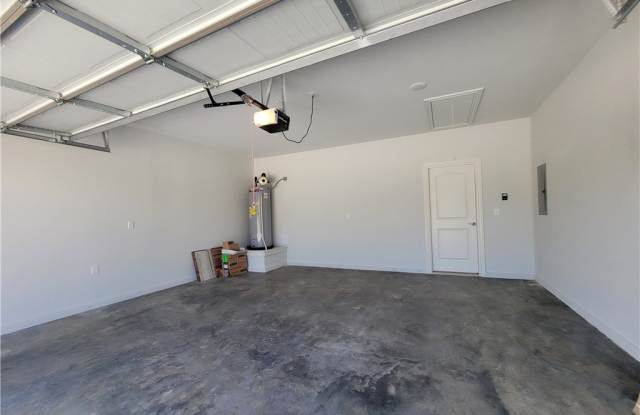1041 Skyline Loop Gallery 4