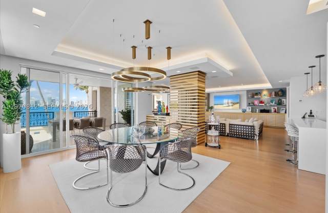 4921 Fisher Island Dr Gallery 4