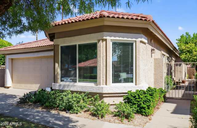 8828 E RIVIERA Drive Gallery 2