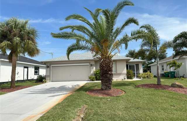 107 COTTAGE PLACE photos photos