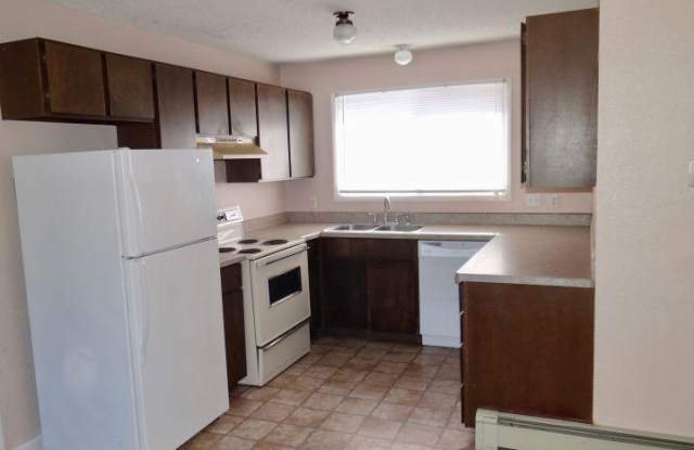 1410 Lake Elmo Dr Gallery 2
