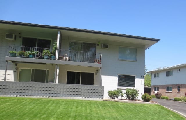 99 N Waverly St #D - 99 N Waverly Pl, Kennewick, WA 99336