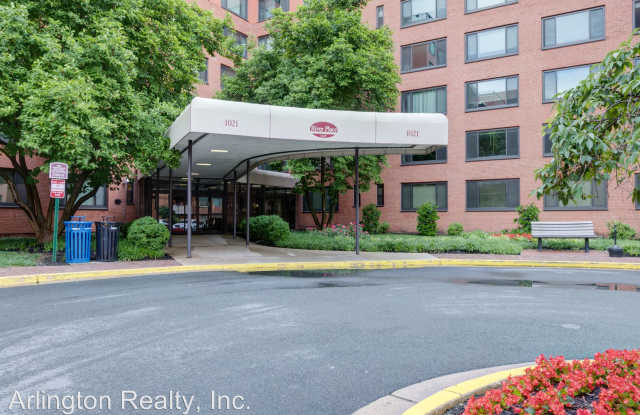 1021 Arlington Boulevard  Unit 647 Gallery 3