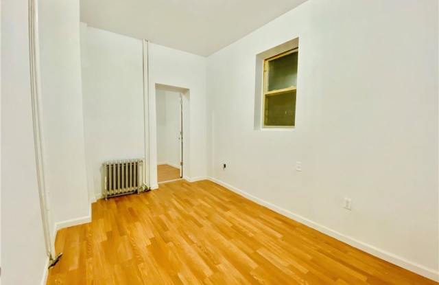4007 Barnes Avenue Gallery 4