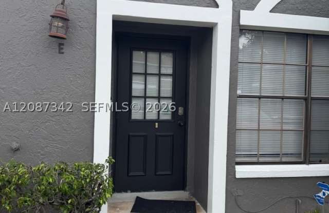5023 Society Pl E Gallery 4