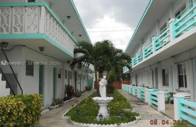 6494 Collins Ave Gallery 2