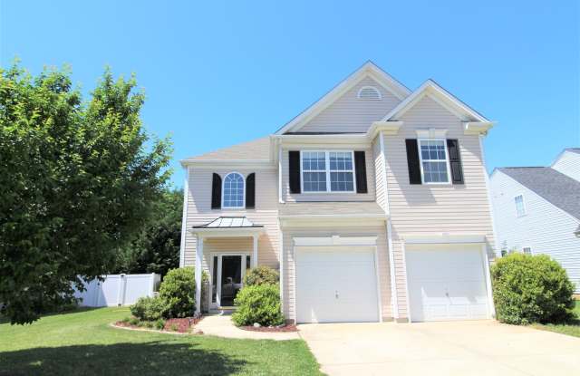 4 Bedroom Home in Steele Creek! - 14801 Asheton Creek Drive, Charlotte, NC 28273