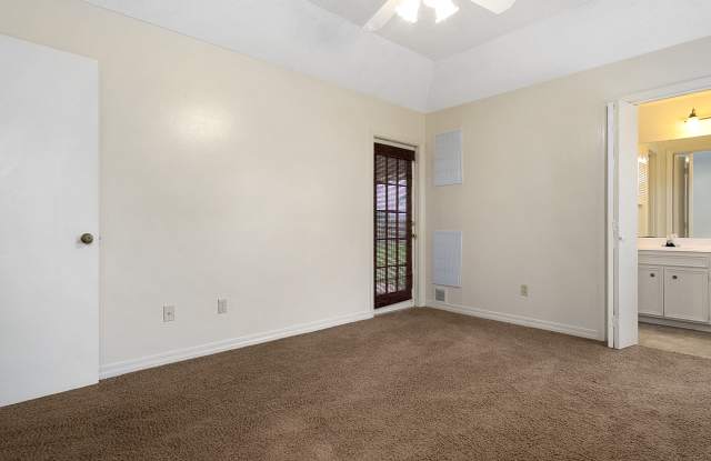 Beautiful 3 bedroom / 2 bath photos photos
