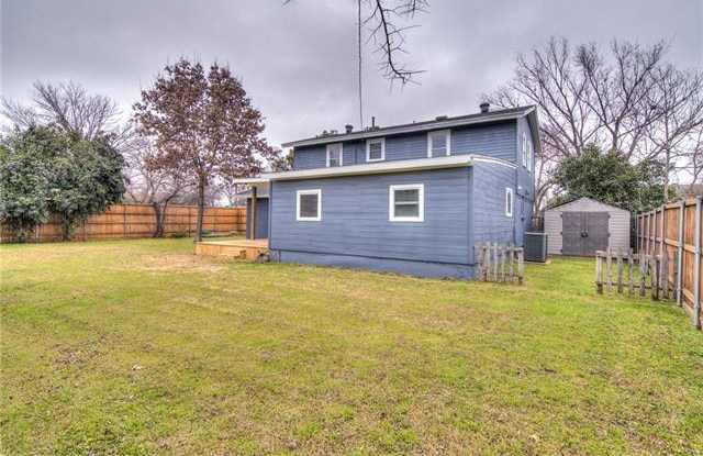1201 Quill Drive Gallery 3
