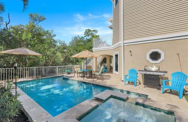 1111 Schooner Place photos photos