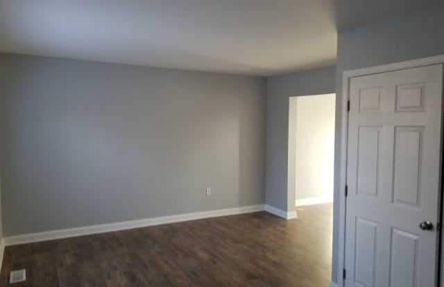 813 Saint Michaels Drive Gallery 2