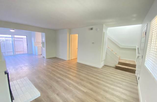 Beautiful 2 bed 2.5 Bath, Newport Beach - 15 Sand Dollar Court, Newport Beach, CA 92663