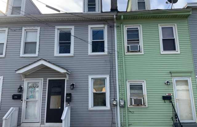 228 ORANGE STREET - 228 Orange Street, Gloucester City, NJ 08030