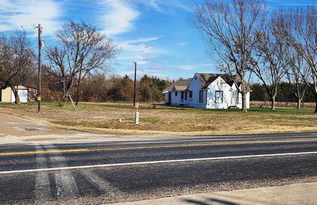 4494 N US Highway 69 Gallery 3