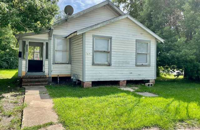 1491 Brockman St, Beaumont, TX 77705 photos photos