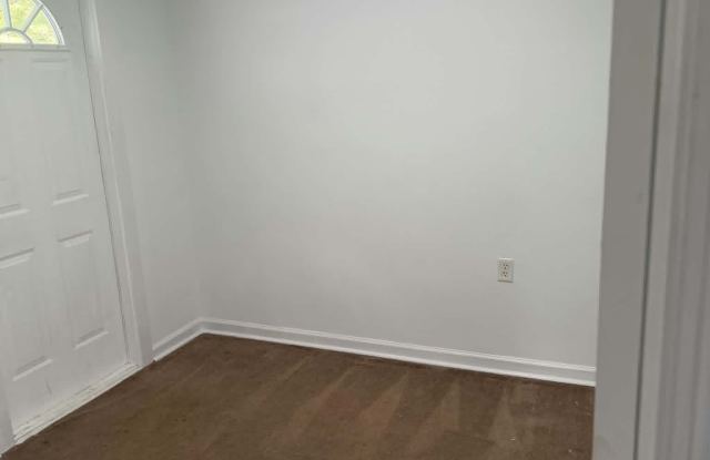 316 Saturn Lane Gallery 4