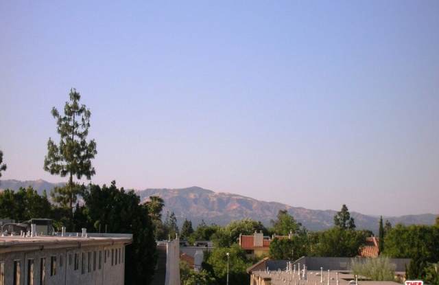 18307 Burbank Blvd Gallery 1