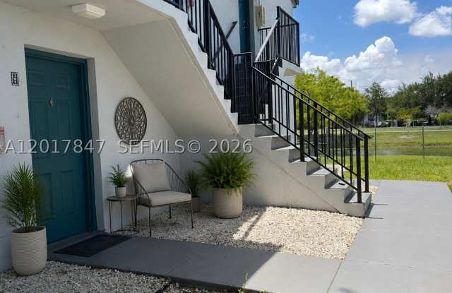 7235 NW 179th St photos photos