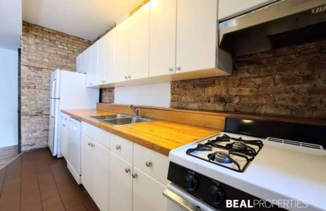 3013 N Broadway photos photos