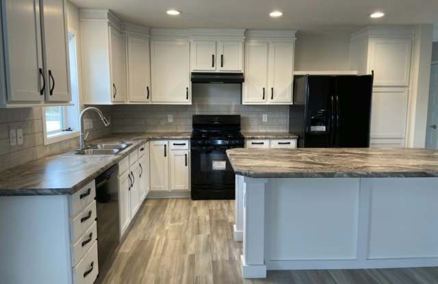 25539 Shinnecock Dr Gallery 4
