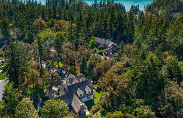 1199 Fairway Rd Gallery 4