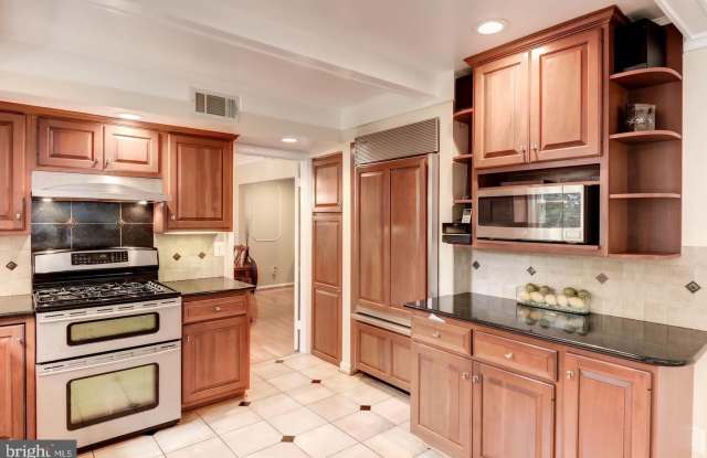 9472 COPENHAVER DRIVE Gallery 2