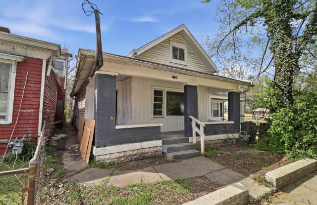 Freshly Renovated 4 Bedroom Home Gallery 3