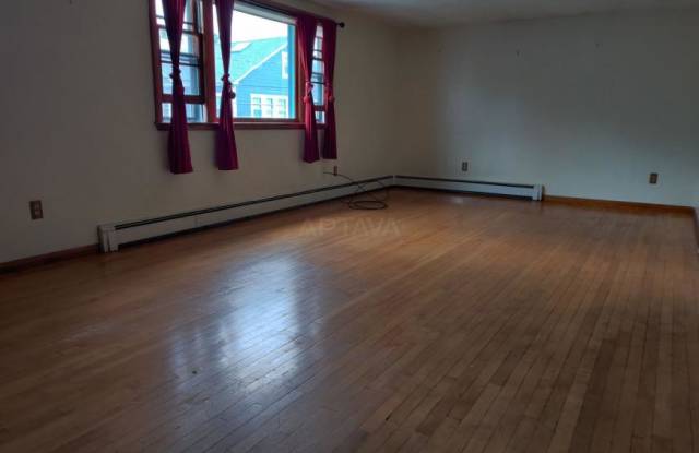 35 Ware St. photos photos