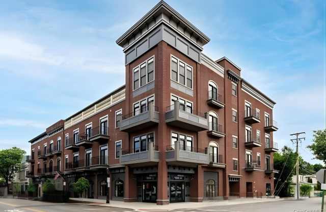 249 Main Street unit: 301 photos photos