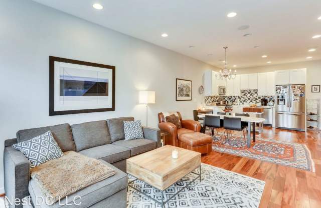 1408 Montello Ave NE Unit 1 Gallery 3