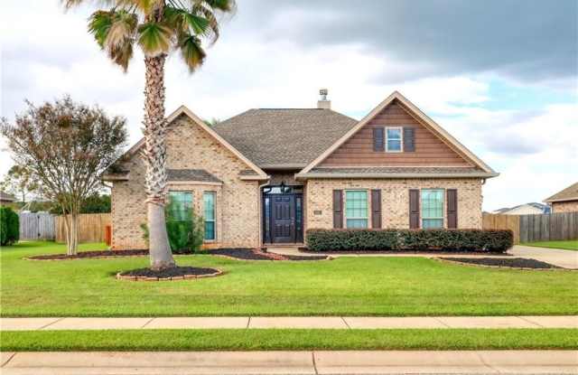 657 Parish Lakes Drive - 657 Parish Lakes Drive, Foley, AL 36535