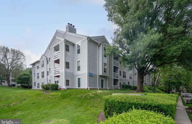 10300 APPALACHIAN Circle unit: 7-108 photos photos