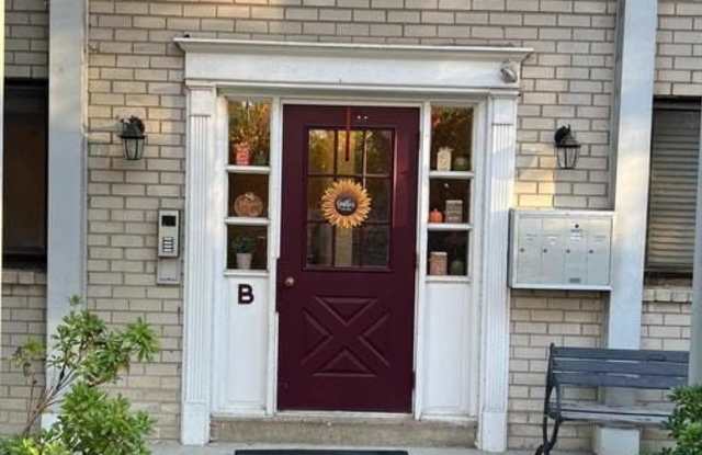 1 LAWRENCE ROAD - 1 Lawrence Road, Broomall, PA 19008