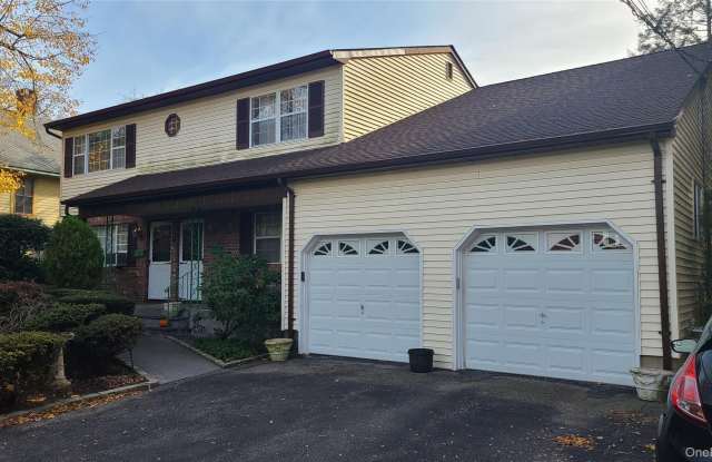 3 Landing Road Gallery 1