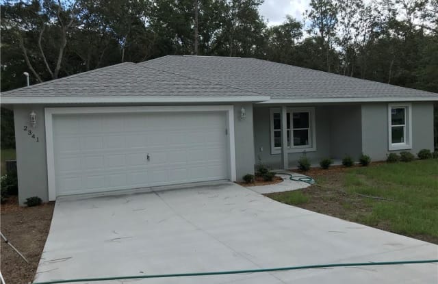 8200 N Pickinz Way - 8200 N Pickinz Way, Citrus Springs, FL 34433